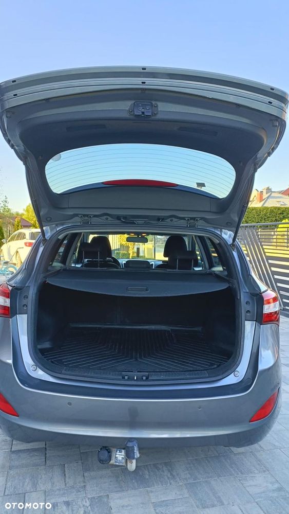 Hyundai i30 1.6 CRDi Premium - 8