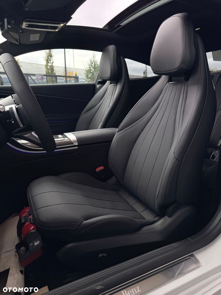 Mercedes-Benz CLE 300 mHEV 4-Matic AMG Line - 20
