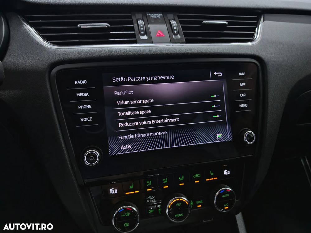 Skoda Octavia 1.6 TDI DSG Ambition - 20