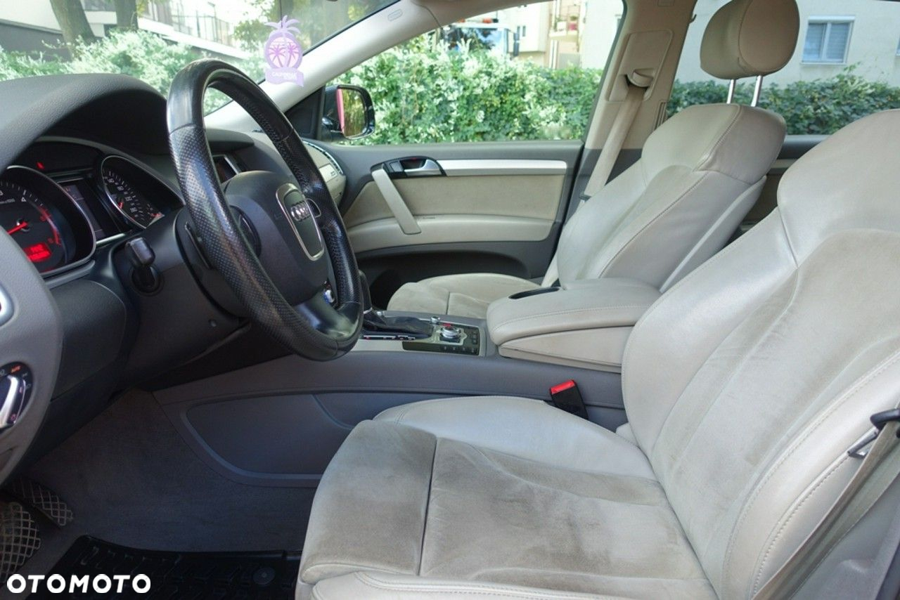 Audi Q7 - 7
