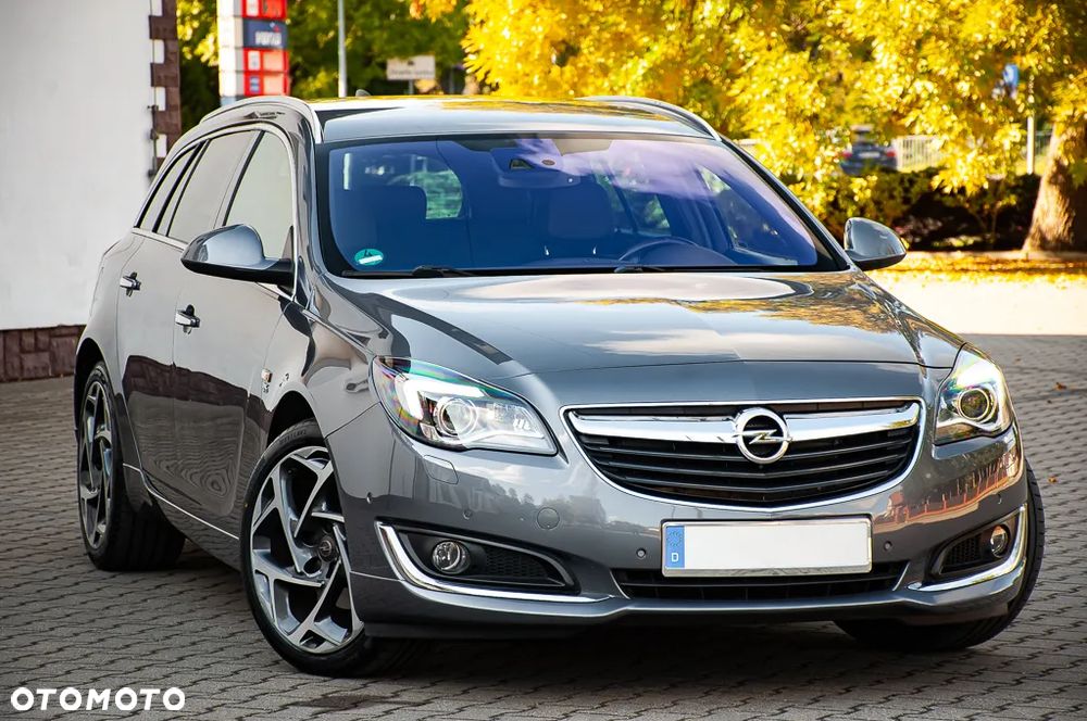 Opel Insignia 2.0 CDTI Cosmo - 11