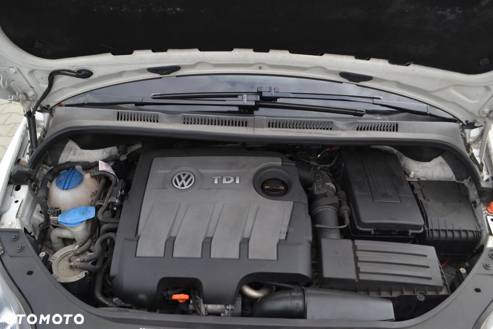 Volkswagen Golf Plus - 17