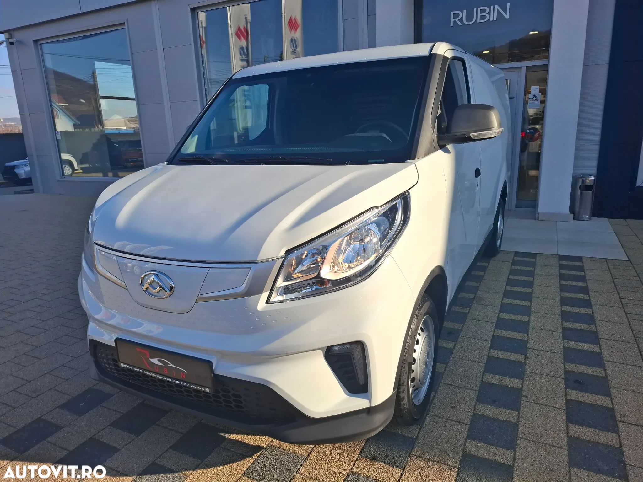 Maxus MAXUS e DELIVER 3 SWB 50.23KW - 1