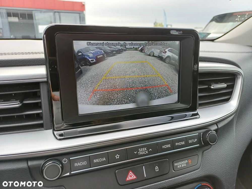 Kia Ceed 1.4 M - 21