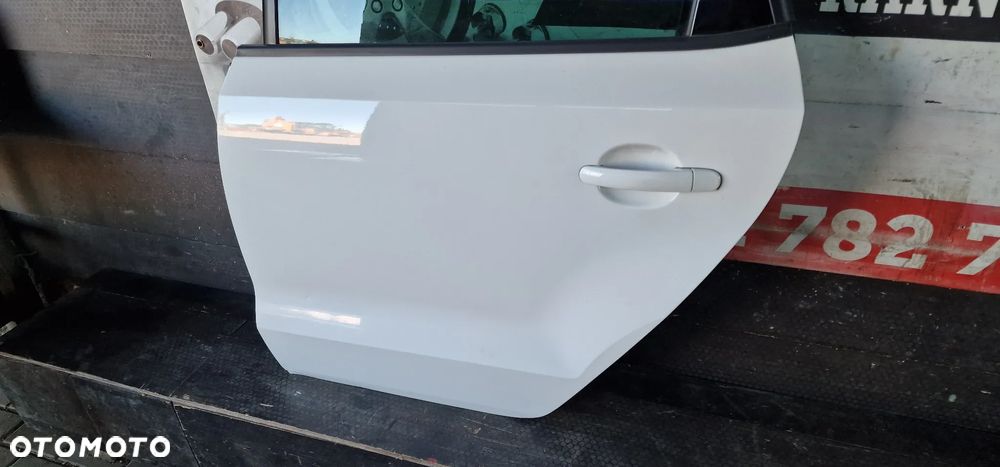 DRZWI LEWE TYŁ VW POLO 6R 5D LB9A - 2
