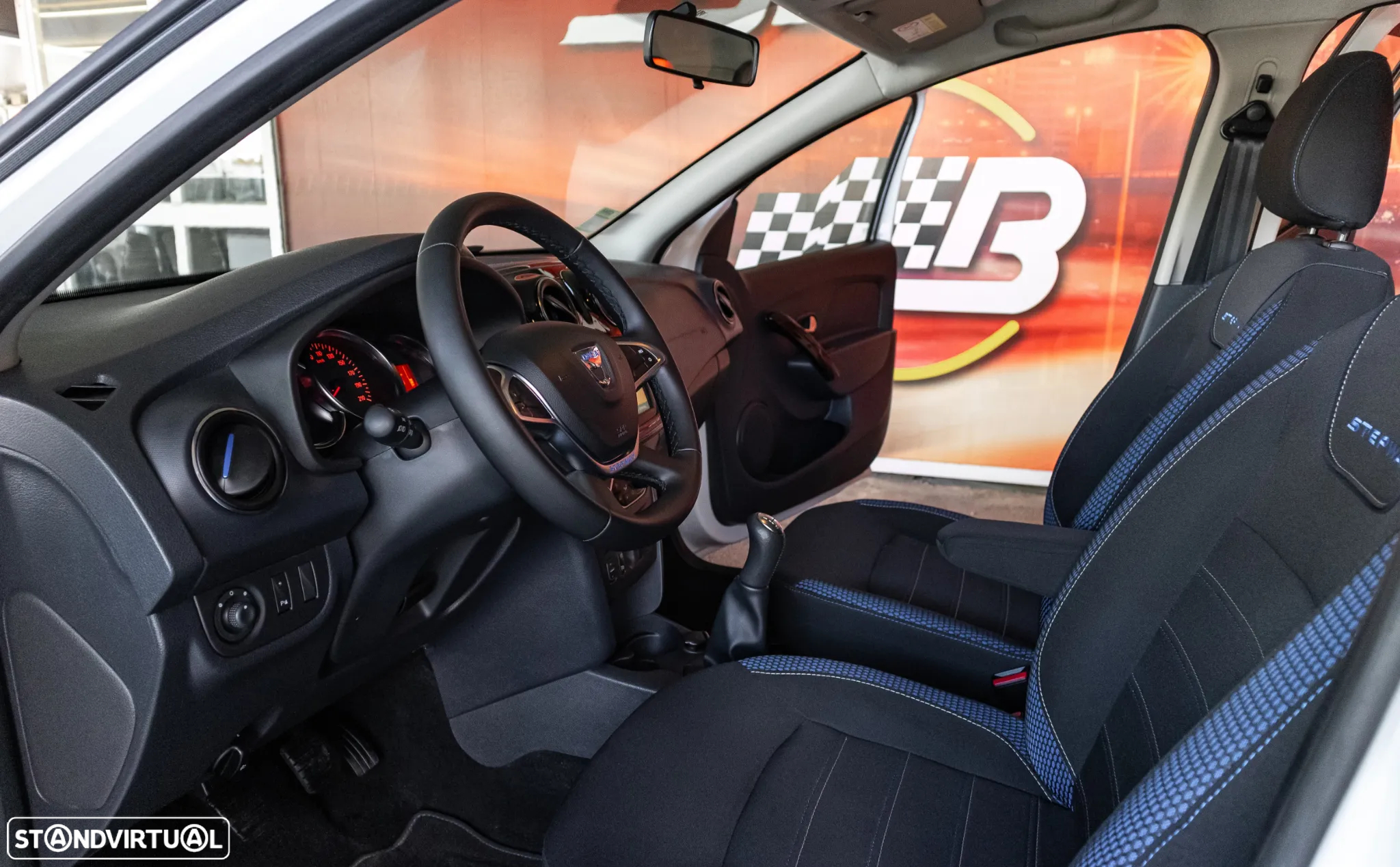 Dacia Sandero 1.5 Blue dCi Stepway - 9