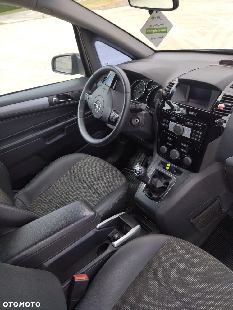 Opel Zafira 1.6 Cosmo - 13