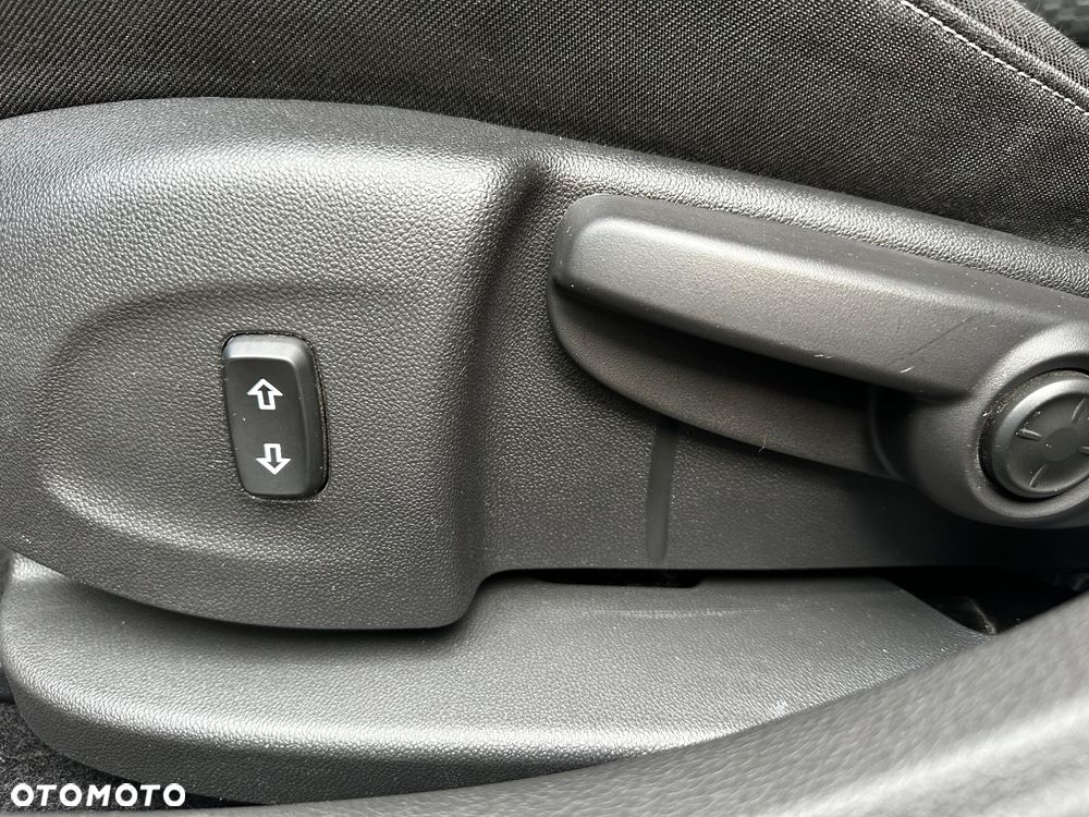 Opel Astra - 32