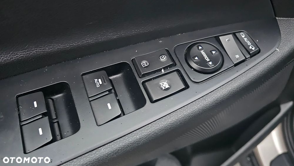 Hyundai Tucson blue 1.7 CRDi 2WD DCT Advantage - 18