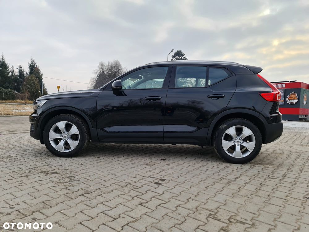 Volvo XC 40 D3 AWD Geartronic Momentum Pro - 8