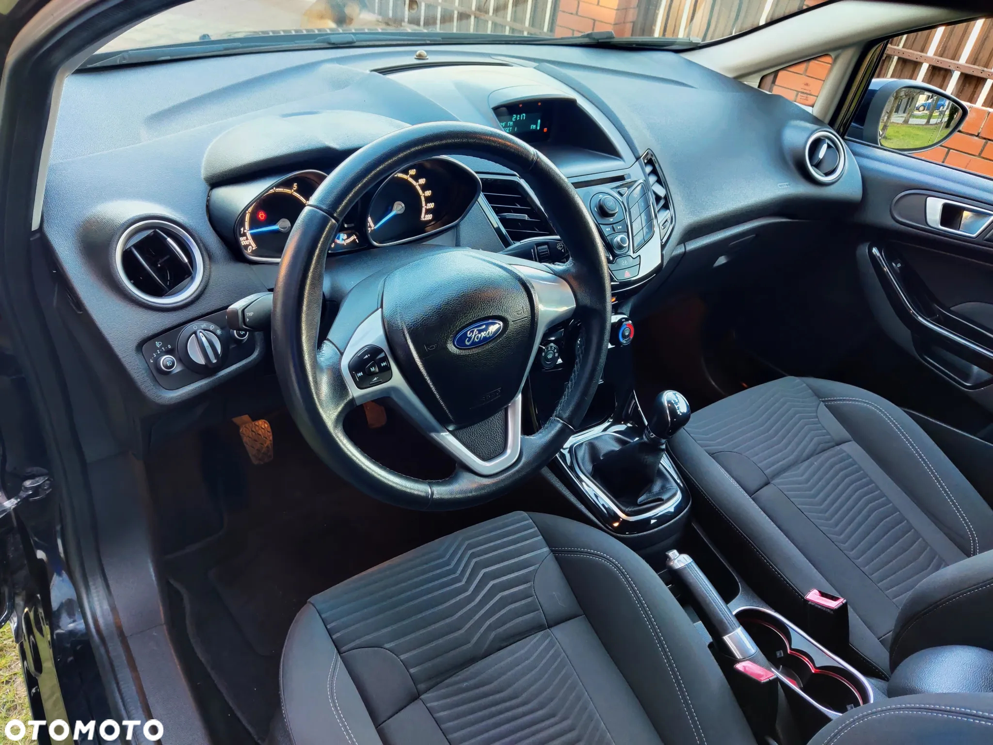 Ford Fiesta 1.0 EcoBoost S&S TITANIUM X - 18