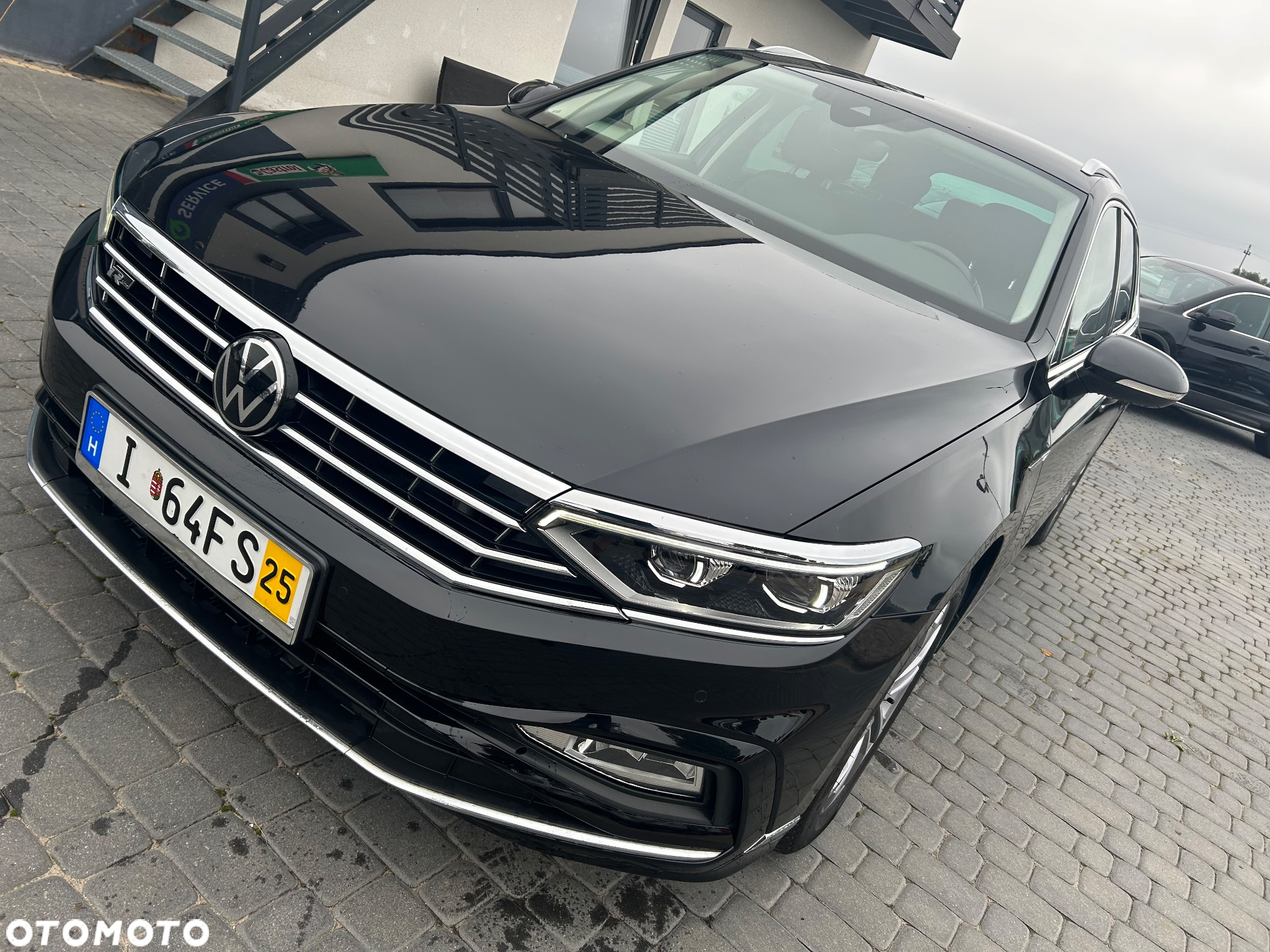 Volkswagen Passat Variant 2.0 TDI (BlueMotion Technology) Trendline - 4