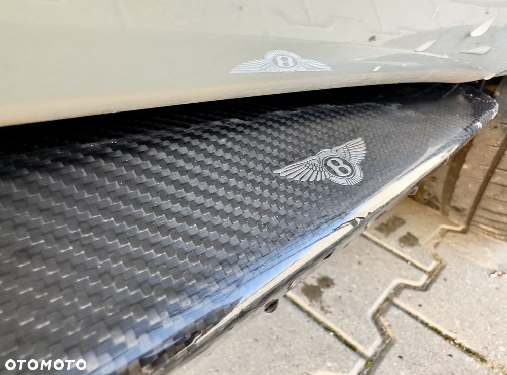 Bentley Bentayga - 28