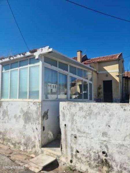 Venda Moradia T1 com terreno em Torre dos Trotes - Loures - Grande imagem: 5/7