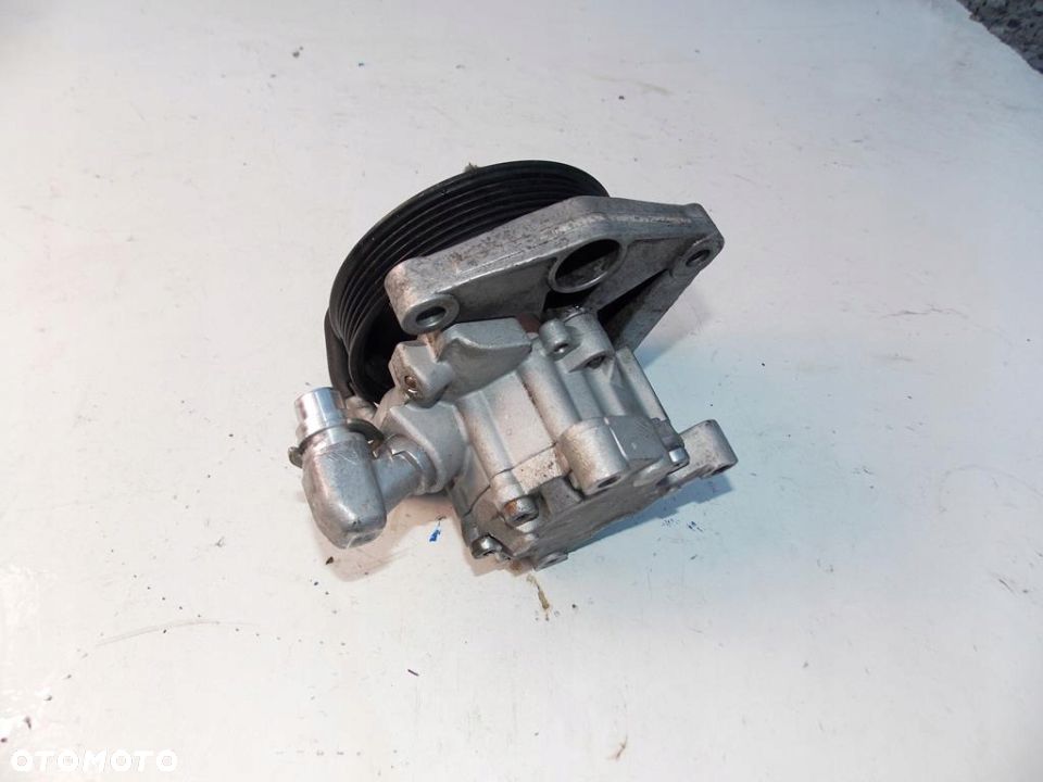 pompa wspomagania mercedes 3.5 v6 350 clk w209 - 3