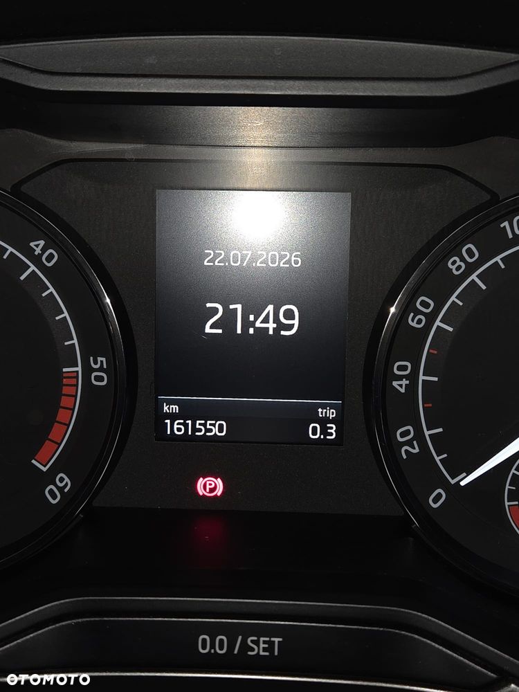 Skoda Superb 2.0 TDI Sportline - 16