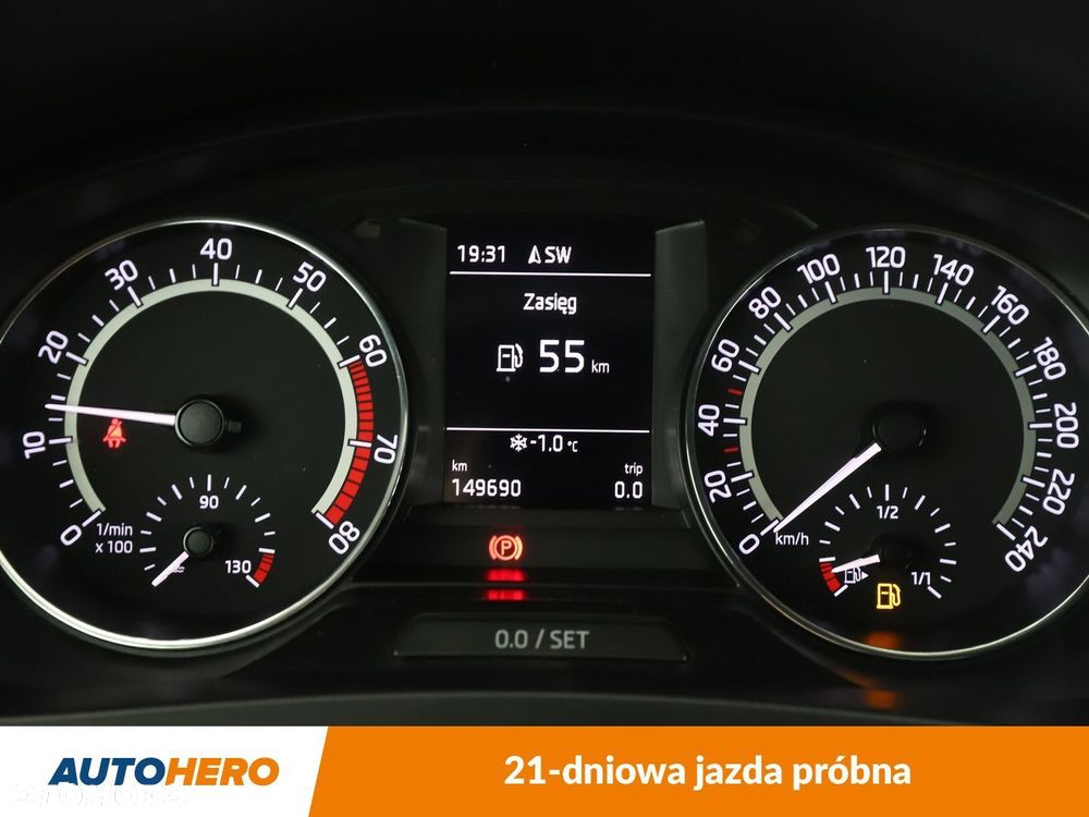 Skoda RAPID 1.0 TSI Monte Carlo - 20