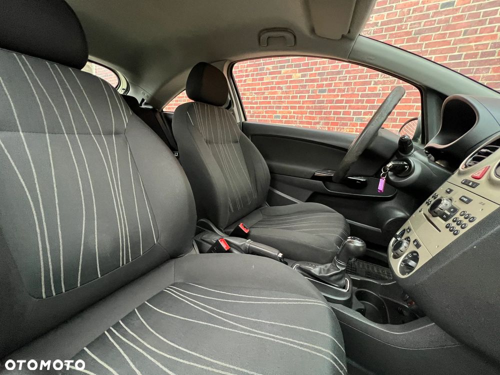 Opel Corsa 1.4 16V Enjoy - 14