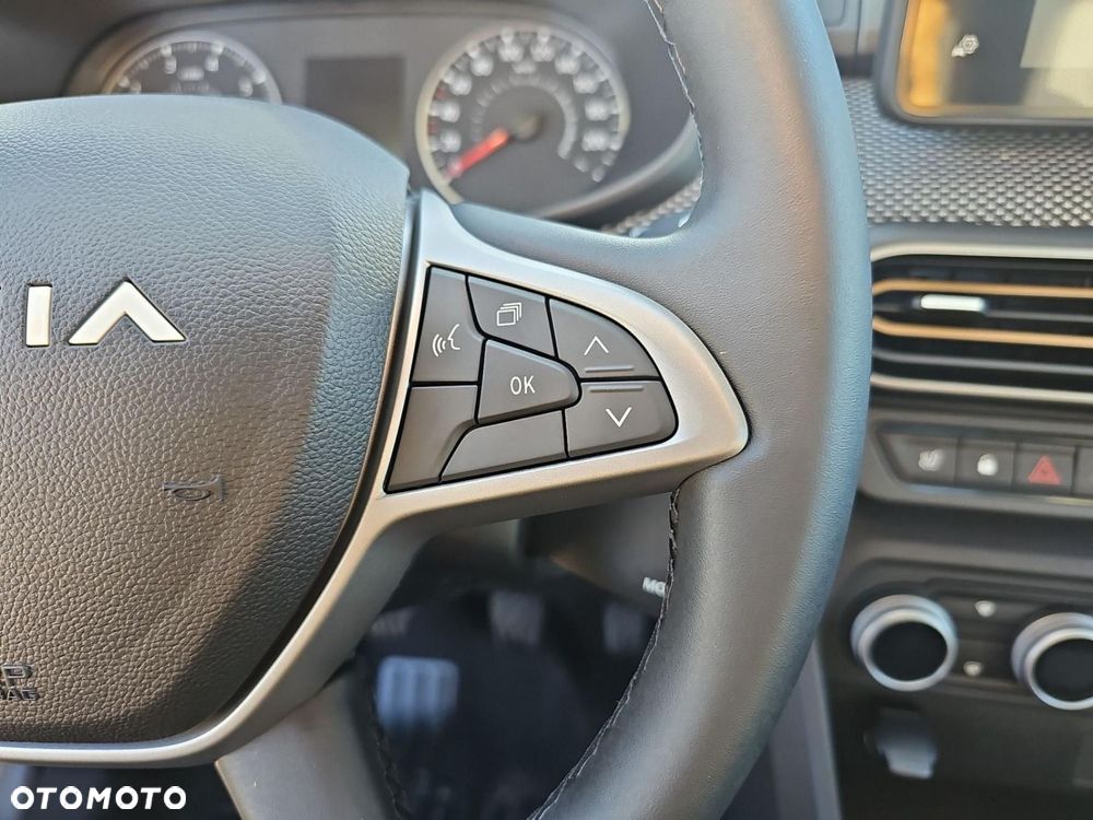 Dacia Sandero Stepway - 13