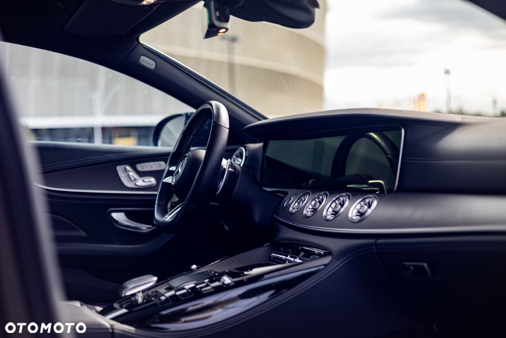 Mercedes-Benz AMG GT 43 4-Matic+ - 6
