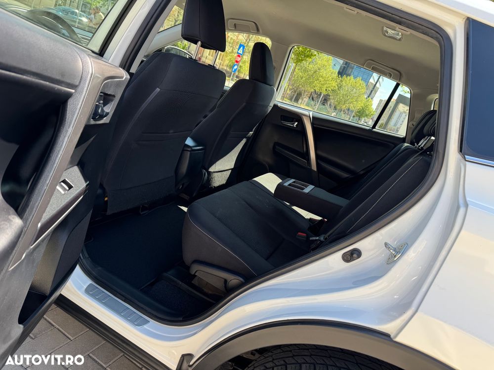 Toyota RAV4 2.0 D-4D 4x2 Start-Stop Comfort - 15