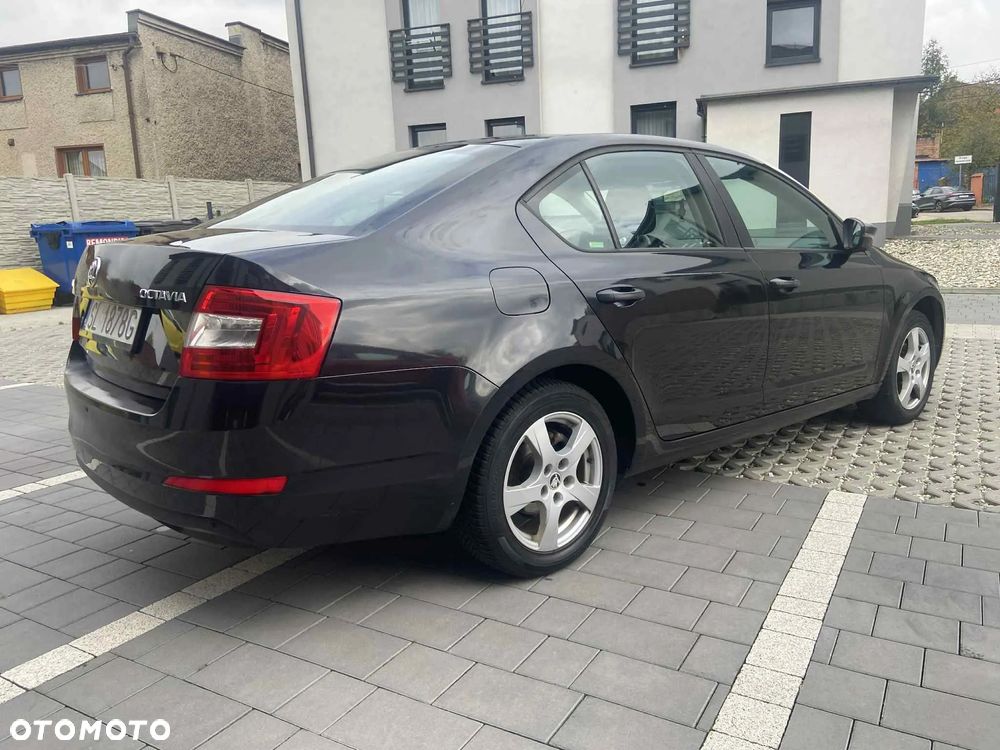 Skoda Octavia 1.2 TSI Ambiente - 8