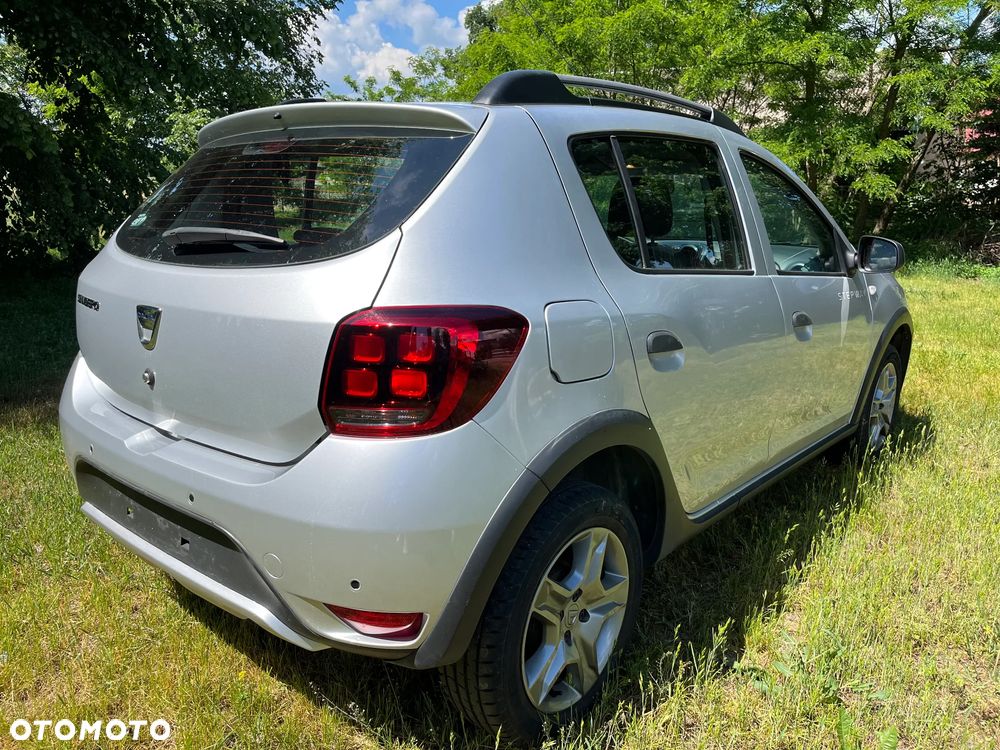Dacia Sandero dCi 90 S&S Laureate - 6