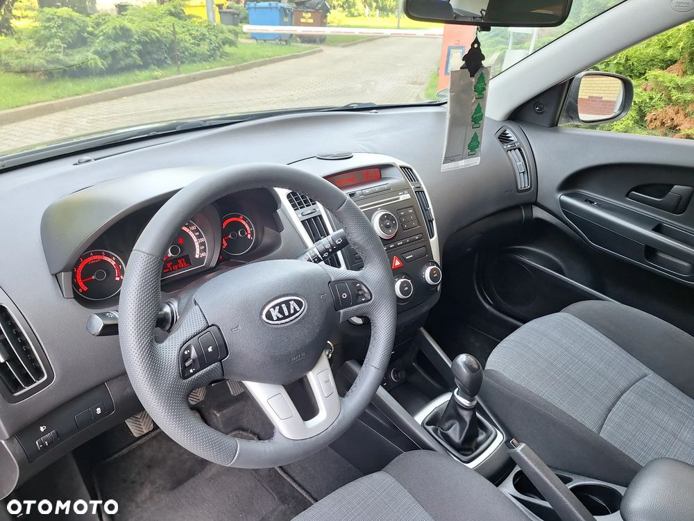 Kia Ceed 1.4 CVVT Spirit - 7