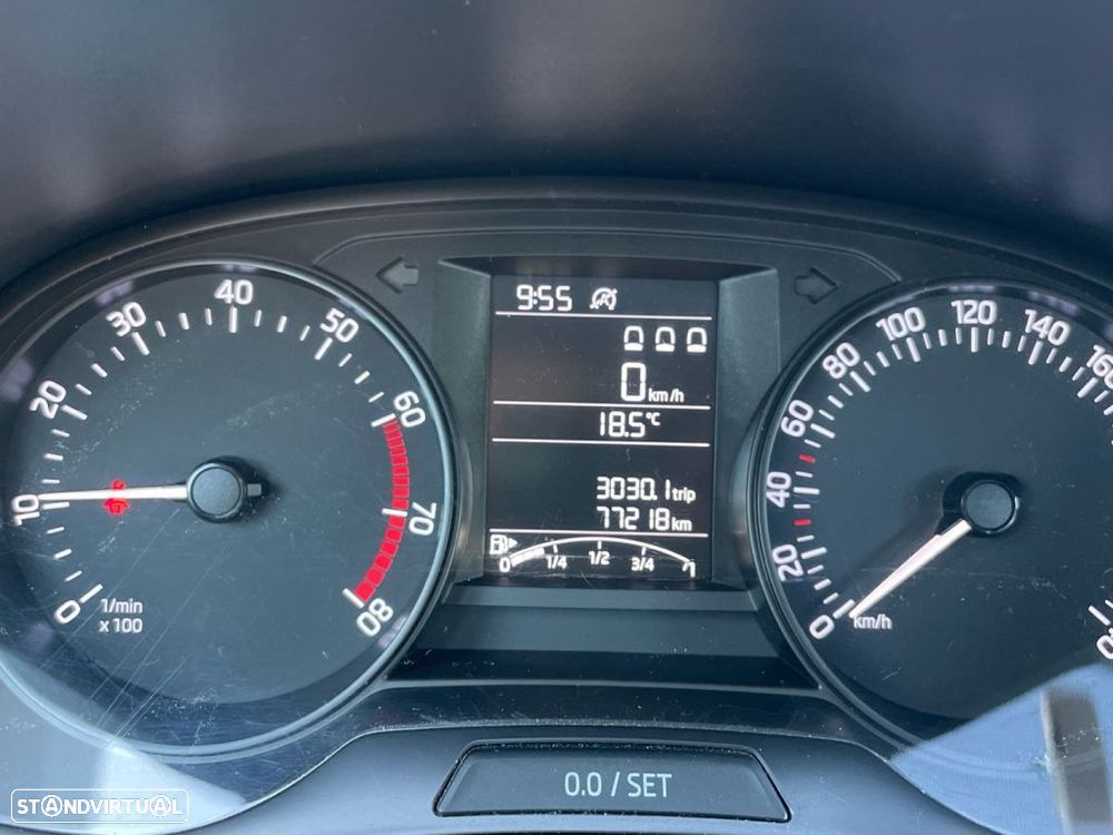 Skoda Fabia 1.0 Active - 3