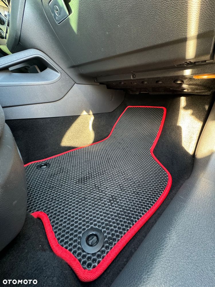 Volkswagen Golf 2.0 TSI GTI DSG - 12