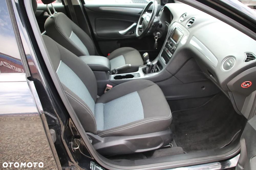 Ford Mondeo 2.0 TDCi Titanium - 18