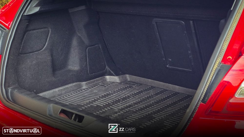 Peugeot 308 1.6 BlueHDi Allure J17 - 20