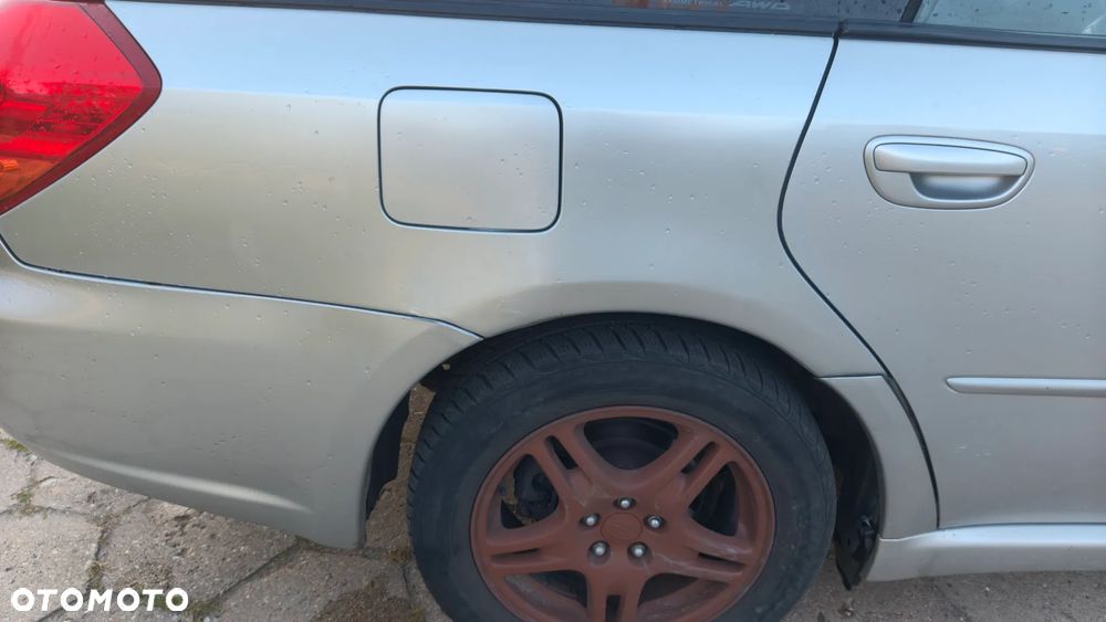 Subaru Legacy - 6