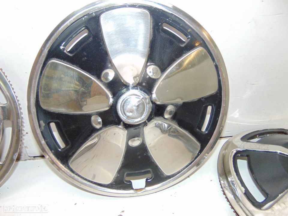 Antigos e clássicos tampões de roda - 5