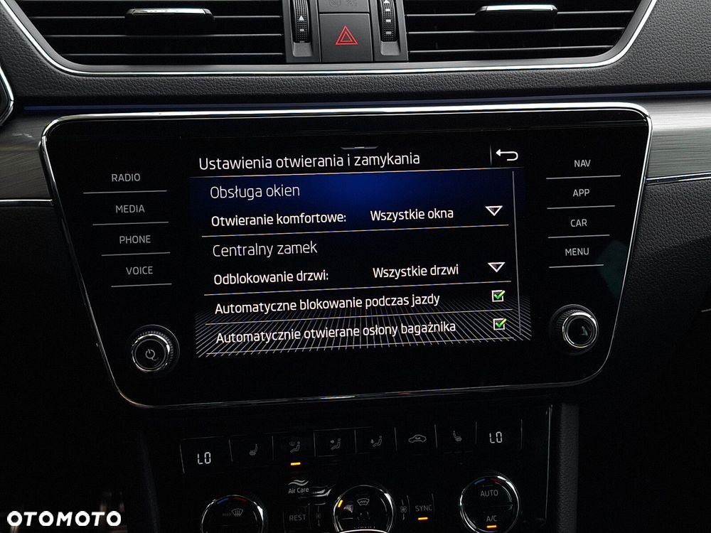 Skoda Superb 2.0 TDI SCR 4x4 Scout DSG - 31