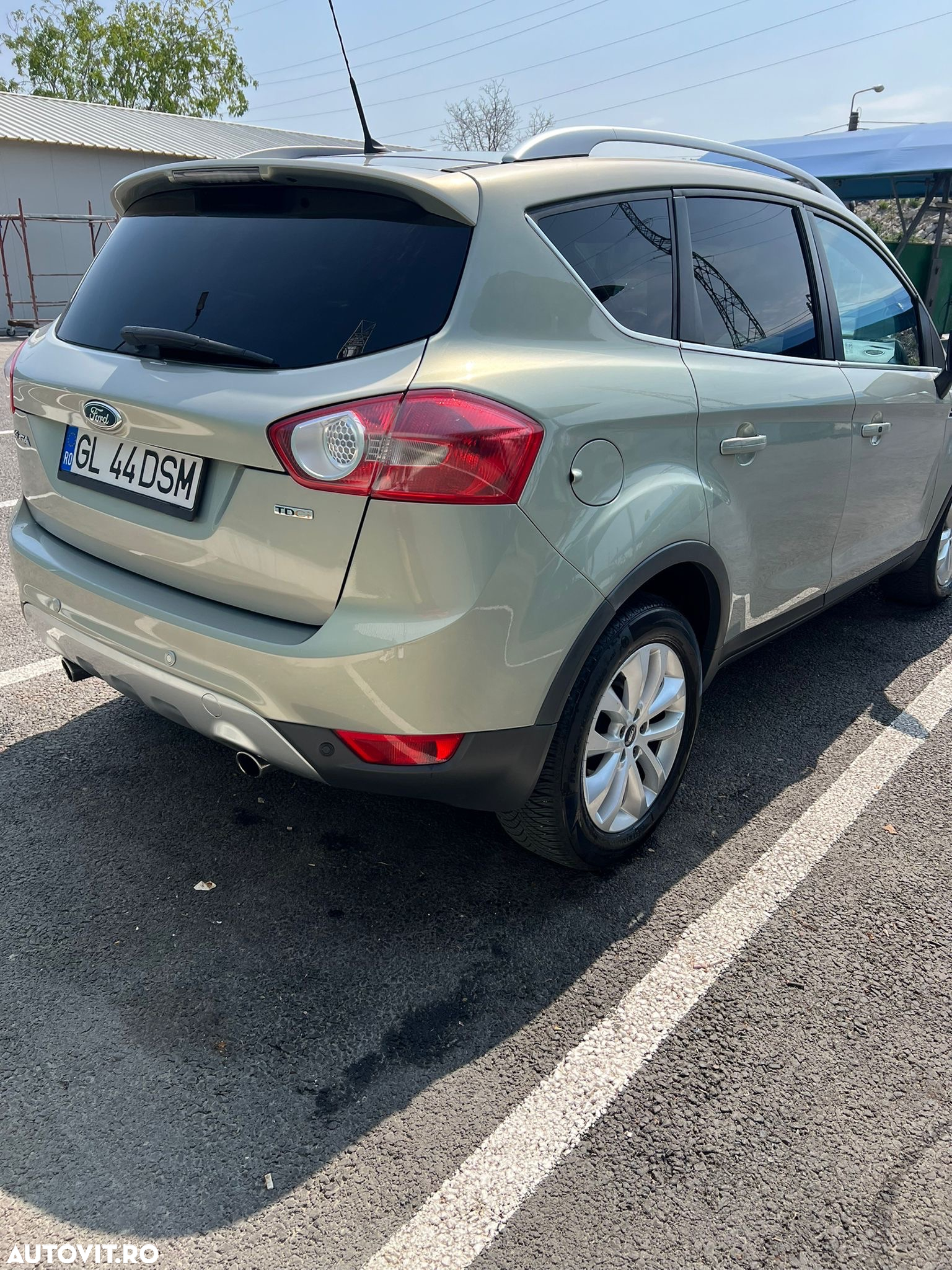 Ford Kuga - 5