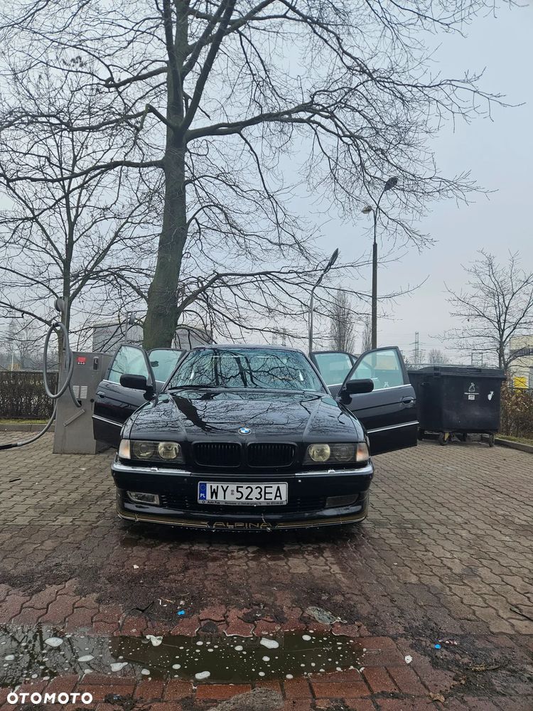 BMW Seria 7 750i - 4