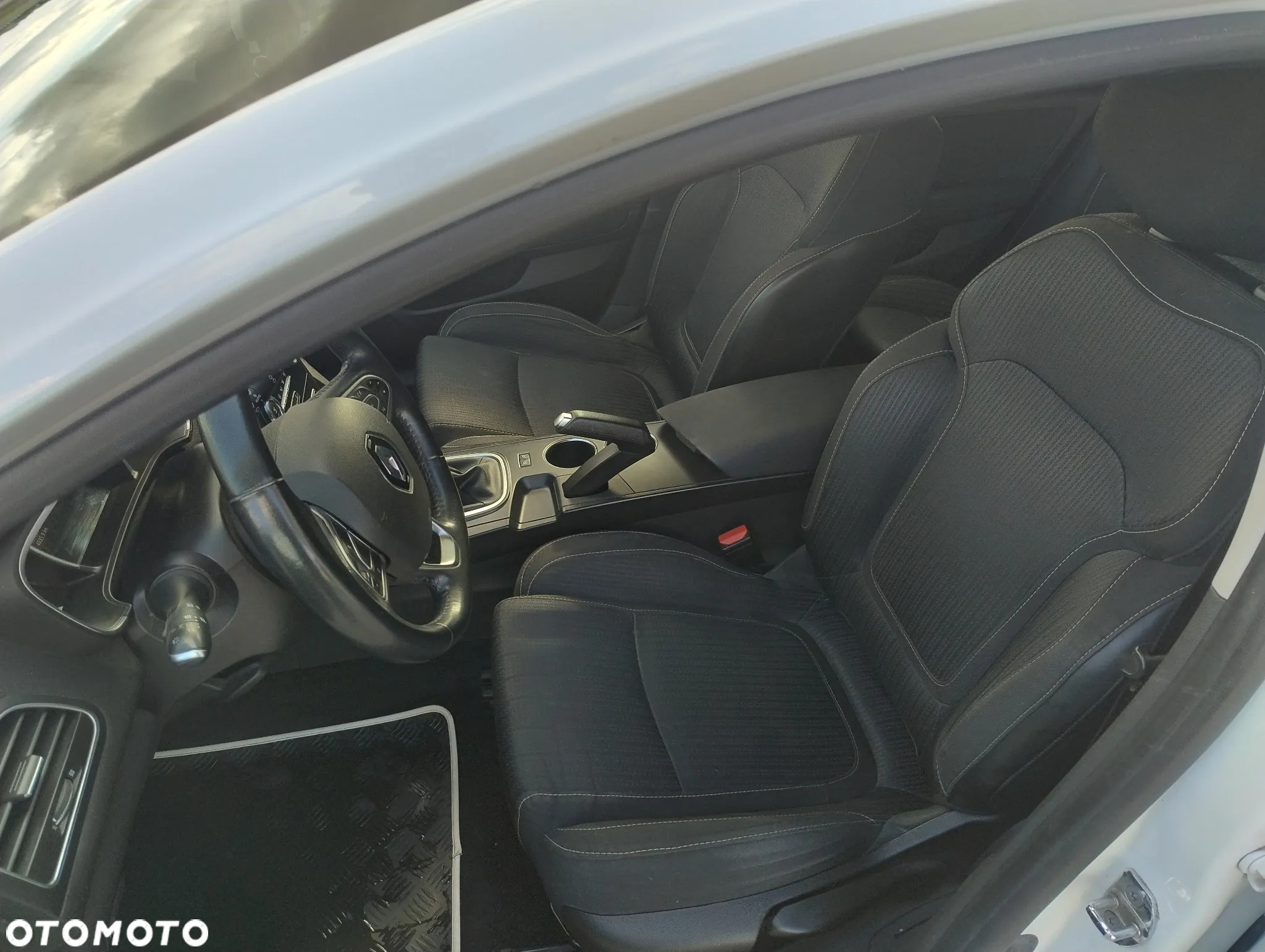 Renault Megane - 9