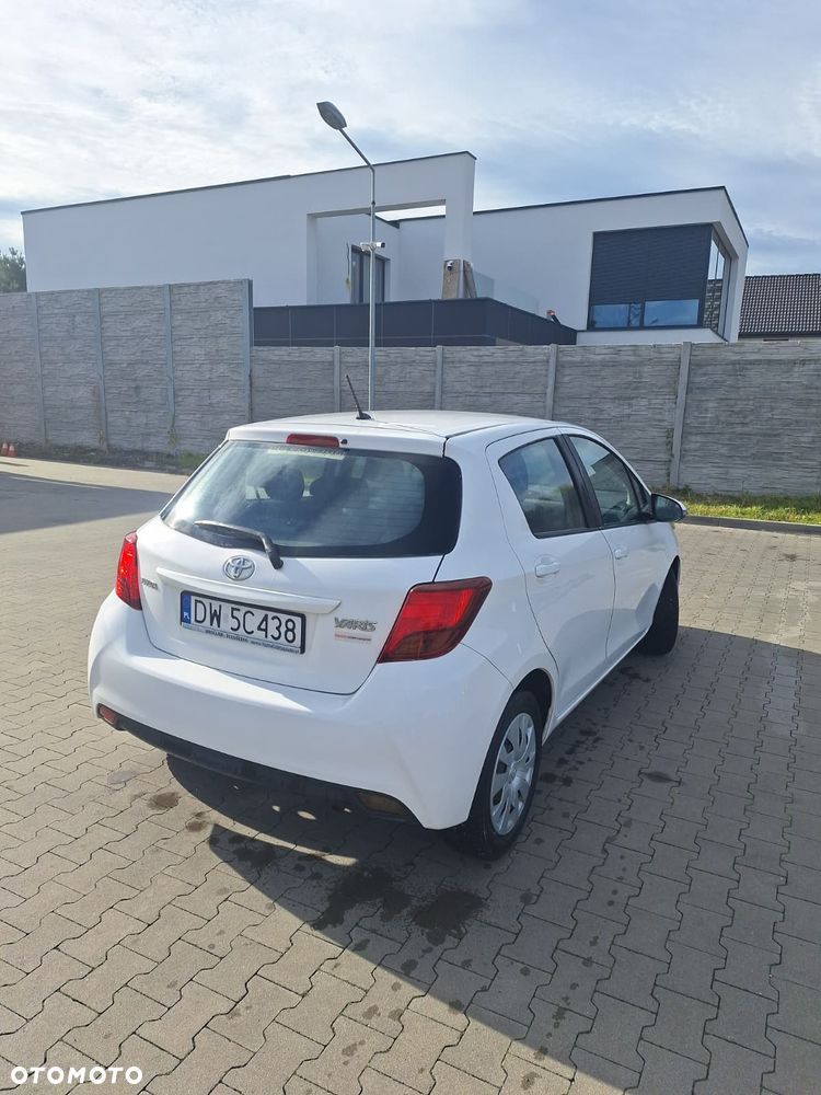 Toyota Yaris - 17