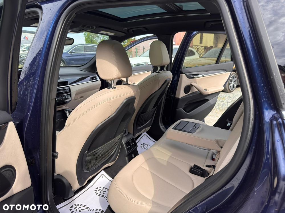 BMW X1 xDrive25i xLine sport - 20