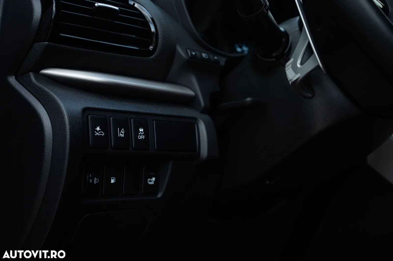 Mitsubishi Eclipse-Cross Plug-In Hybrid 4WD Intro Edition - 25
