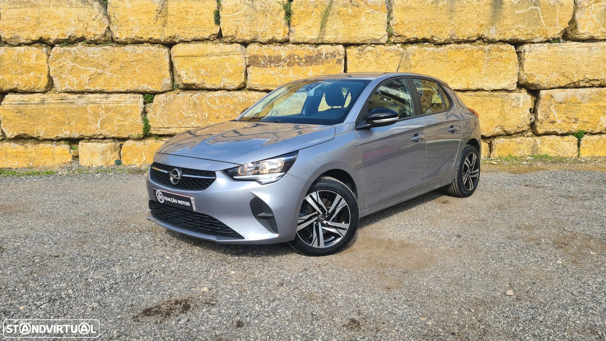 Opel Corsa 1.5 D Business Edition - 1