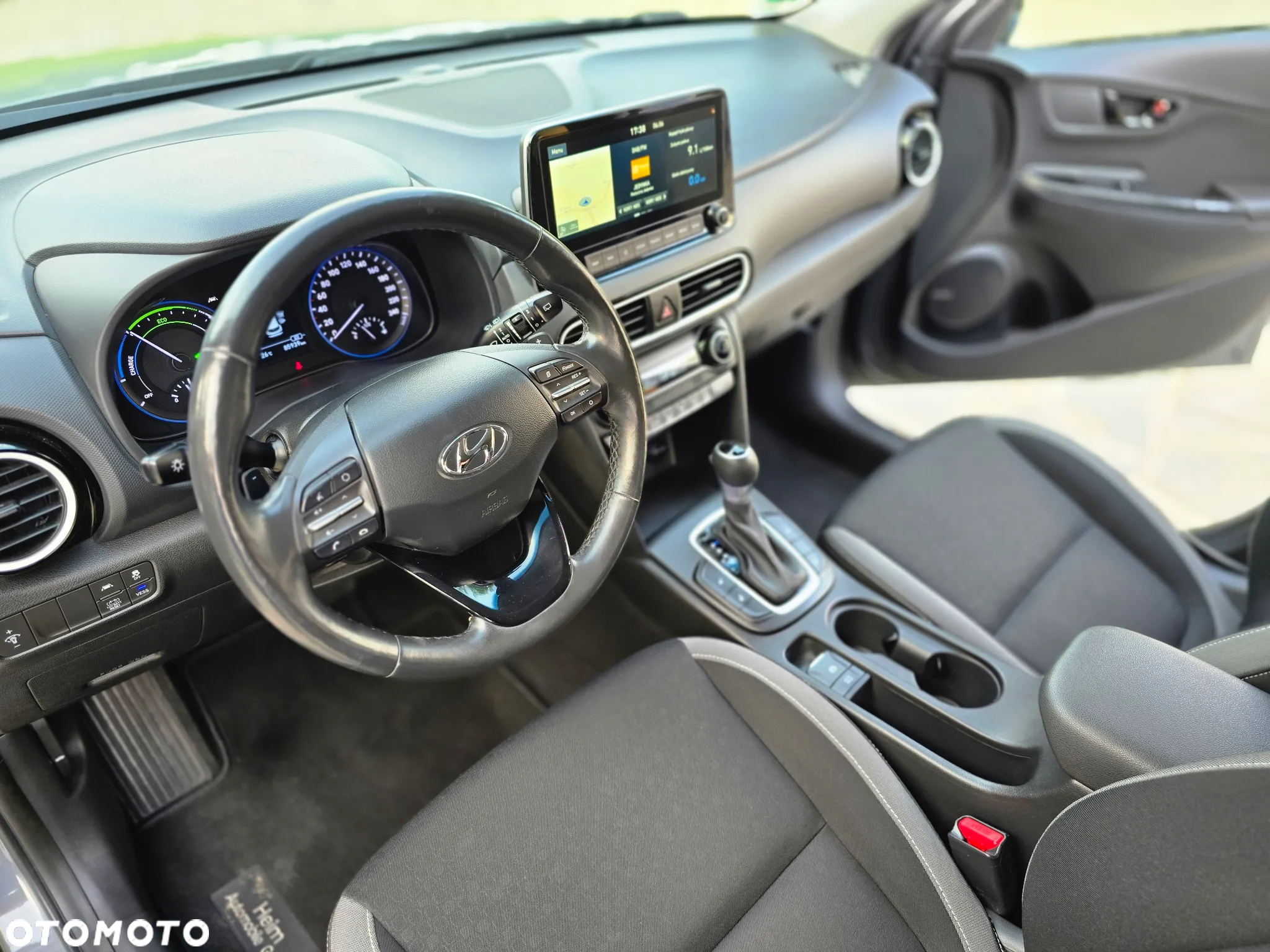 Hyundai Kona 1.6 GDI DCT Hybrid Advantage - 25