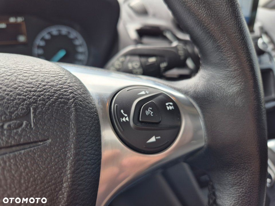 Ford Tourneo Connect - 23