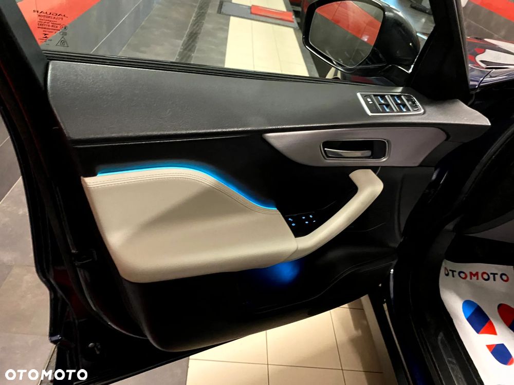 Jaguar F-Pace 2.0 i4D RWD R-Sport - 15