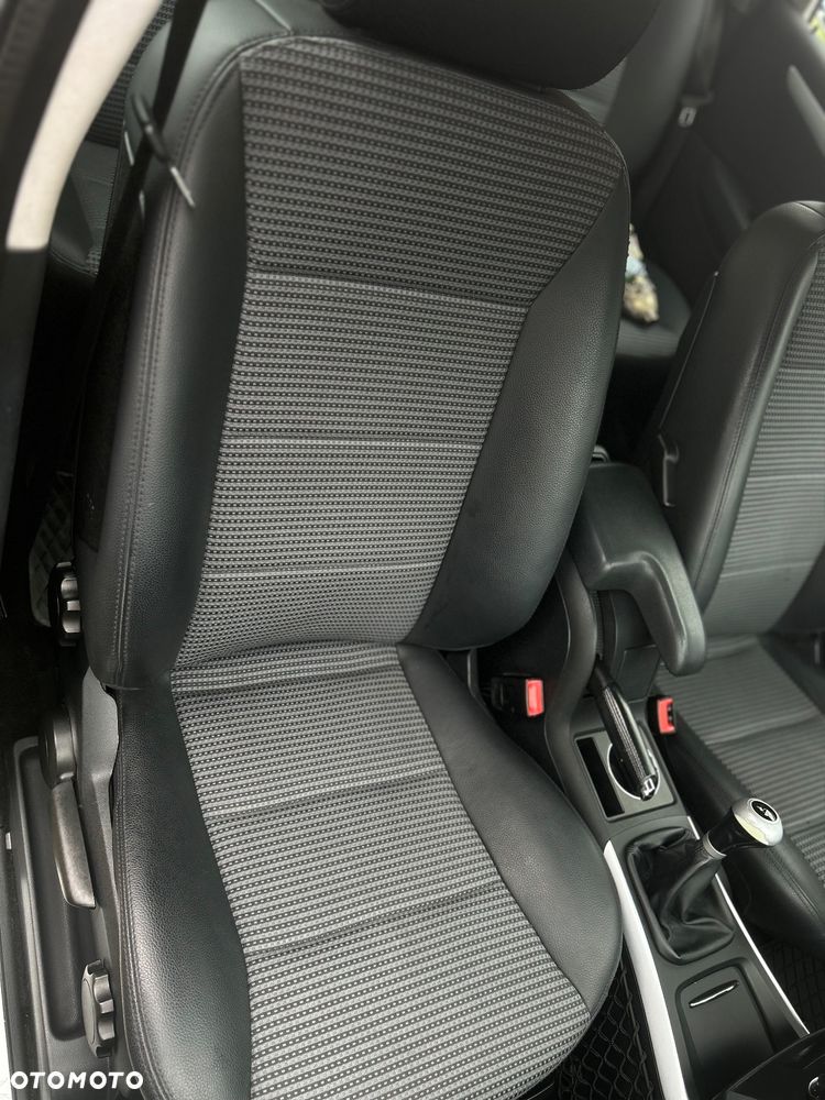 Mercedes-Benz Klasa B 200 Special Edition - 16