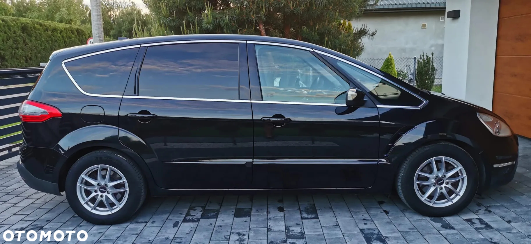 Ford S-Max - 10