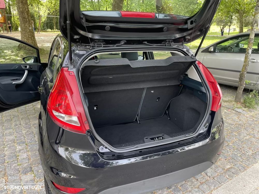 Ford Fiesta 1.6 TDCI Trend ECOnetic - 19