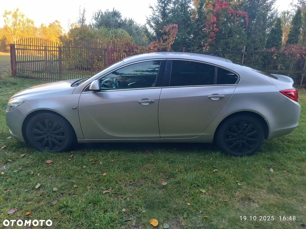 Opel Insignia 1.8 - 6