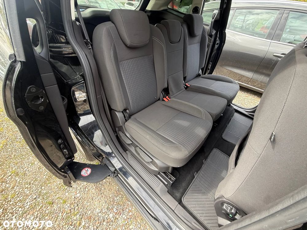 Ford Grand C-MAX - 18